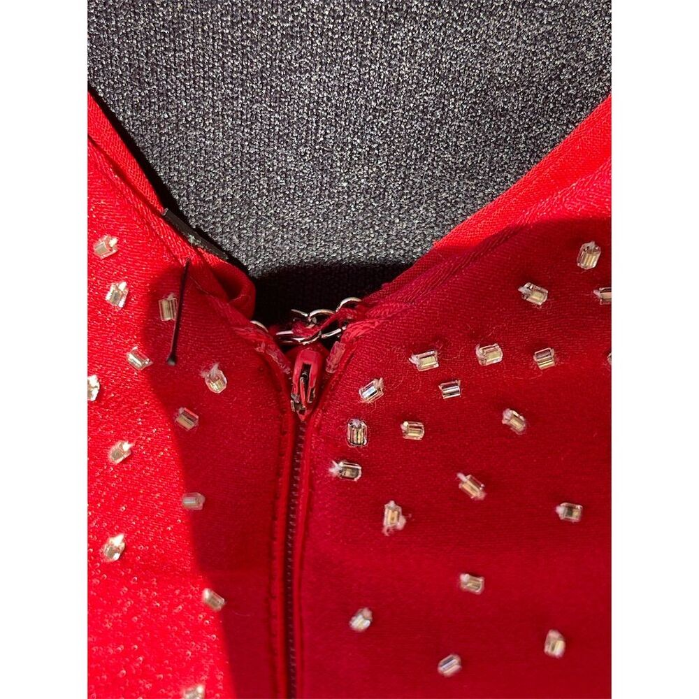Cire Women's Size 10 Red Beaded V-Neck Long Evening Gown, wedding, prom, formal - Picture 6 of 16